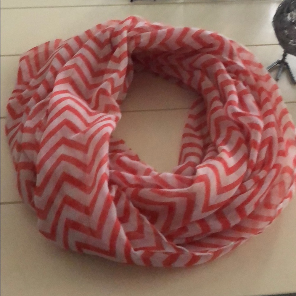 Scarf - Picture 2 of 3